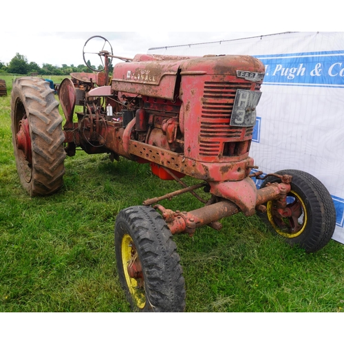 130 - Farmall BM tractor, part dismantled SN. D1327. Reg. HMW 335