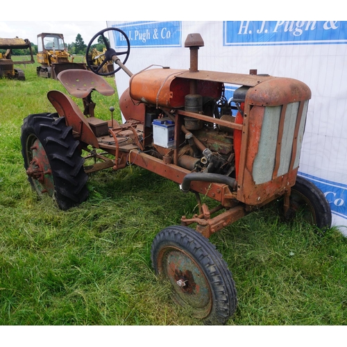 132 - BMB President tractor