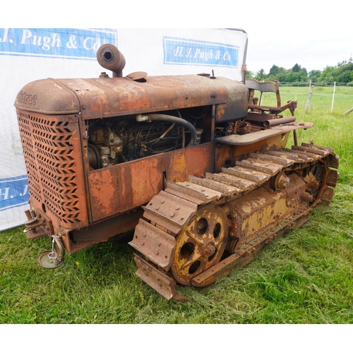 164 - Cletrac crawler tractor