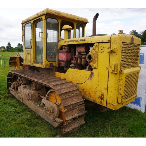 166 - International BTD20 crawler tractor. Rolls Royce 6 cylinder engine, cargo hoist, cable winch and anc... 