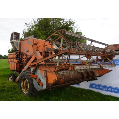 174 - Allis Chalmers Gleaner Super A combine