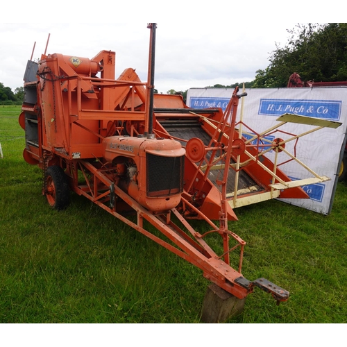 177 - Allis Chalmers Allcrop 60 Harvester