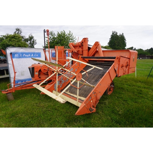 177 - Allis Chalmers Allcrop 60 Harvester