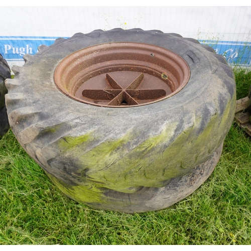 193 - Pair of wheels and tyres