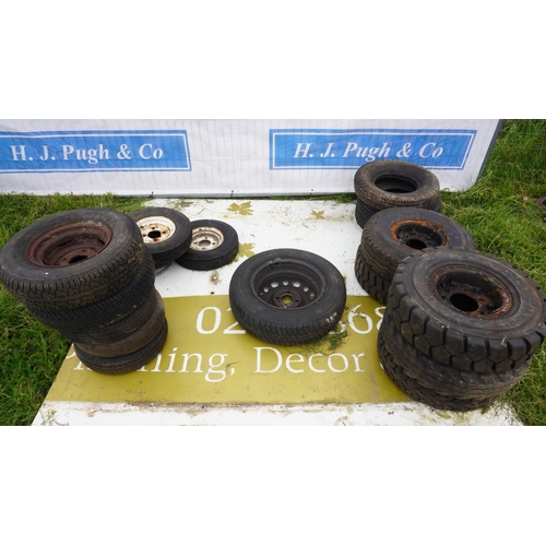 200 - Various wheels and tyres