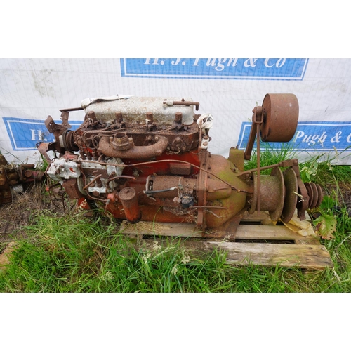 212 - Perkins 4 cylinder diesel engine