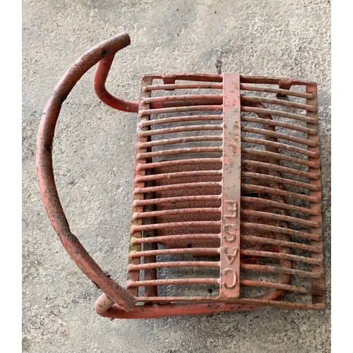 94 - Case grill and seat frame