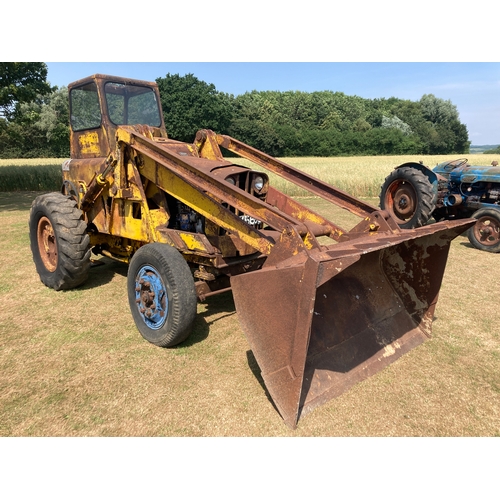 142 - Fordson Major tractor / Merton 2 way loader in working order, an unusual machine, Reg no ERX566C