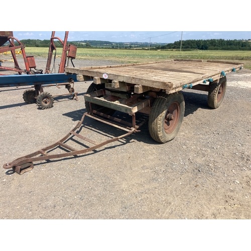 115 - 4 Wheeled bale waggon