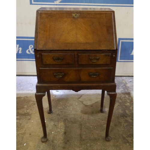 102 - Mahogany ladies bureau 20x38