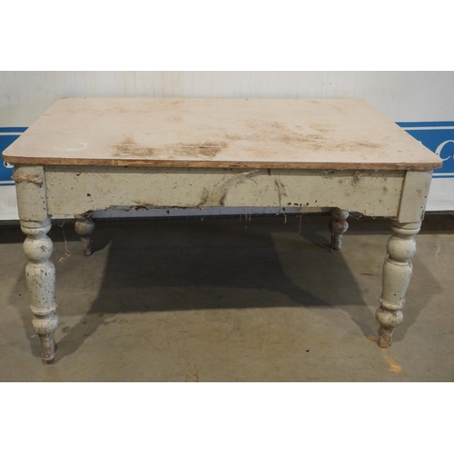 118 - Pine kitchen table with melamine top. 53x32