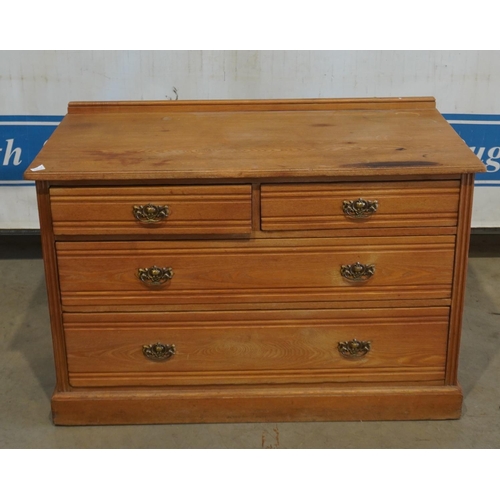 139 - Satinwood 2 short and 2 long chest of drawers 30x45