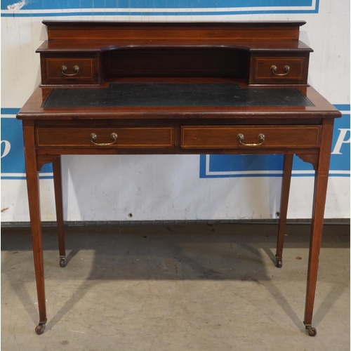 148 - Ladies skiver top writing desk