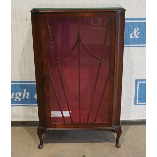 201 - Mahogany glazed display cabinet with 2 glass shelves 50x29 1/2