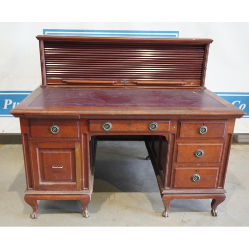 33 - Tamborr back late Victorian desk 46x54