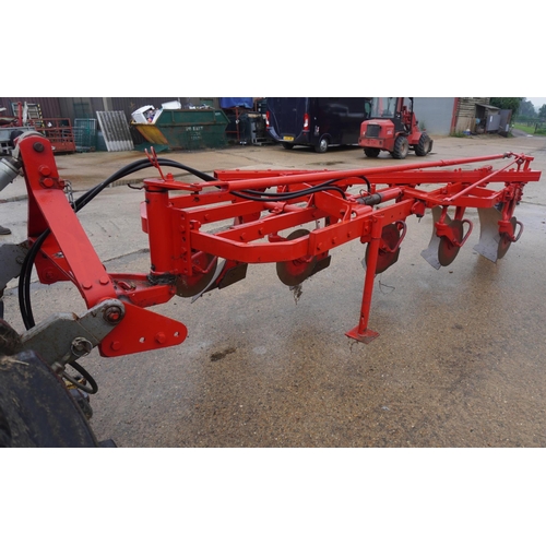 102 - Massey Ferguson 86 4/5 furrow semi mounted conventional plough, badged. No rust