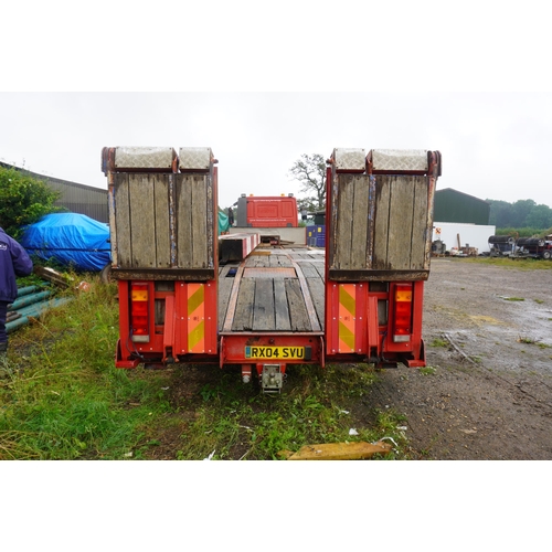 105 - Iveco Eurocargo 180E24 lorry, Andover 30ft beaver tail body. Hydraulic ramps, tidy. Only 328,080Km R... 