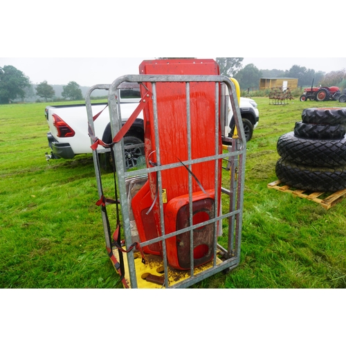 46 - Massey Ferguson 5400 series tractor panels and glass