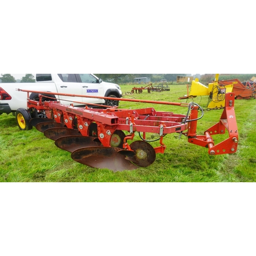 78 - Massey Ferguson 5 furrow semi mounted conventional plough, ideal for MF1100/1130 tractor