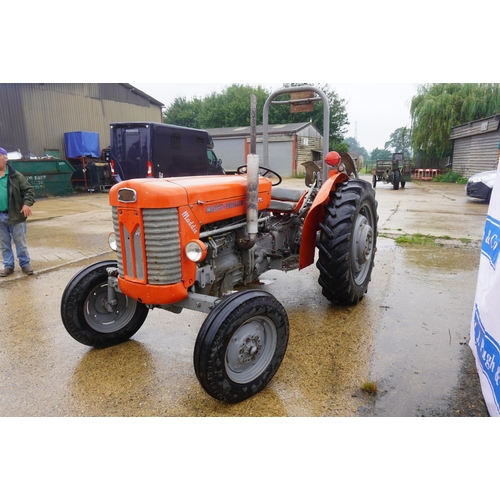 93 - Massey Ferguson 65 Mk2 Multi Power tractor, swinging drawbar, roll bar, trailer pipe, used on farm. ... 