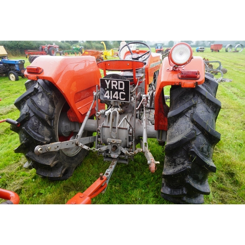 96 - Massey Ferguson 165 Multi Power tractor, good order, working on the farm, pick up hitch, early resto... 