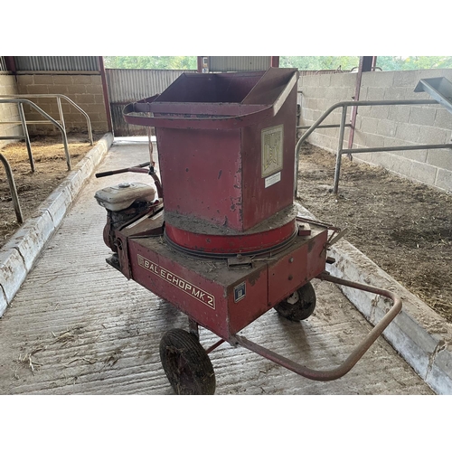 53 - Small bale chopper