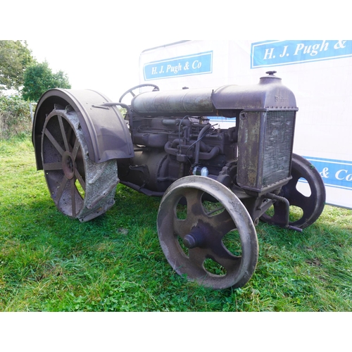 151 - Fordson N Irish tractor, runs and drives. SN. 754-184. No V5