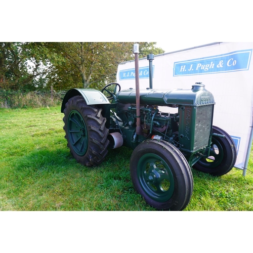 153 - Fordson N wide wing tractor.  Recent overhaul to include new wheels and wings. Runs and drives. EN. ... 