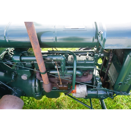 153 - Fordson N wide wing tractor.  Recent overhaul to include new wheels and wings. Runs and drives. EN. ... 