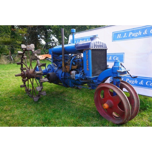 157 - Fordson N tractor. All round row crop tractor. Runs and drives.V5