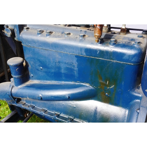 158 - Fordson water washer tractor. Runs and drives. No V5