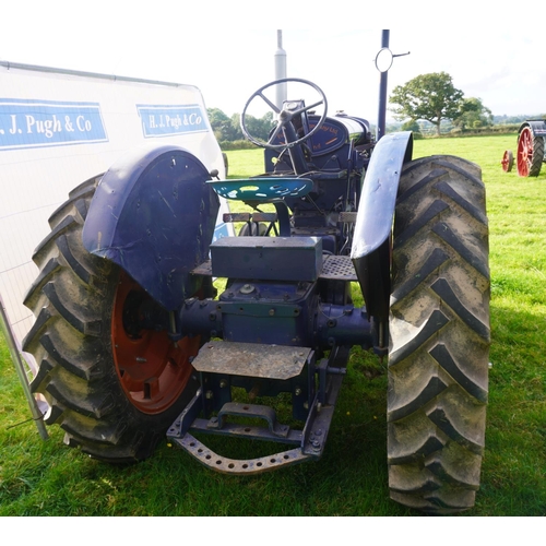 162 - Fordson E27N tractor. Runs and drives. High speed gearbox, new tyres, wheel weights and Pierce seat.... 