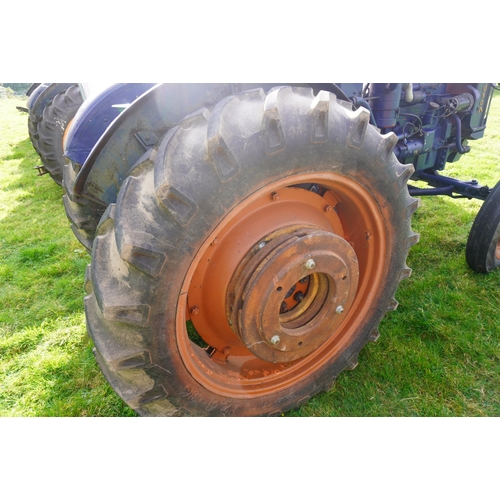 162 - Fordson E27N tractor. Runs and drives. High speed gearbox, new tyres, wheel weights and Pierce seat.... 