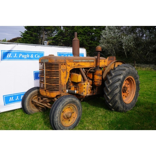 164 - Chamberlain 40K tractor. Petrol TVO tractor, Runs and drives. No V5