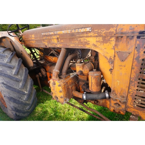 164 - Chamberlain 40K tractor. Petrol TVO tractor, Runs and drives. No V5