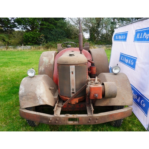 168 - David Brown Thresherman tractor with David Brown Winch. Original tractor. Runs and drives. SN. 3542.... 