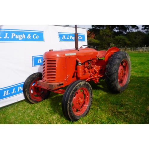 170 - David Brown 25C tractor. Petrol TVO. No crack in block. Runs and drives. SN. AK4/3/3.5/17618. Reg. P... 