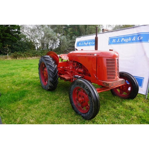 170 - David Brown 25C tractor. Petrol TVO. No crack in block. Runs and drives. SN. AK4/3/3.5/17618. Reg. P... 