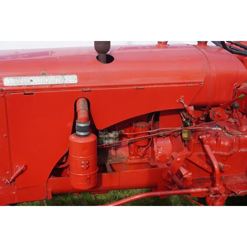 170 - David Brown 25C tractor. Petrol TVO. No crack in block. Runs and drives. SN. AK4/3/3.5/17618. Reg. P... 