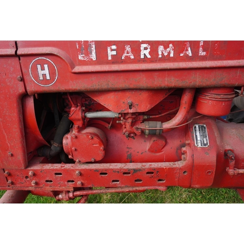 180 - McCormick Farmall H tractor. New tyres, wheel weights. Runs and drives. SN. 7BH 141 691. V5