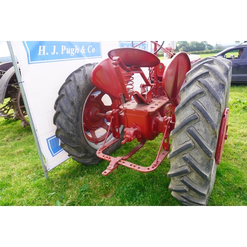 181 - Farmall H tractor. Fully restored. Wheels weights and electric start. Runs and drives. SN. FBH311345... 