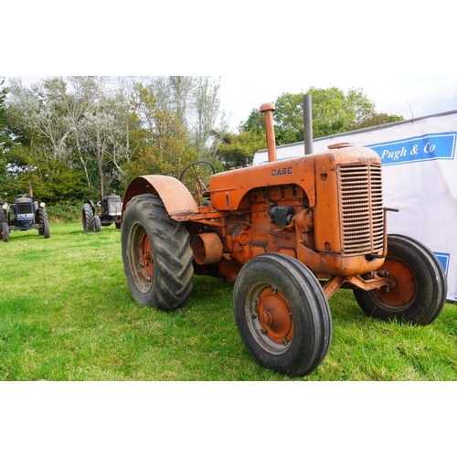 189 - Case LA tractor. Runs and drives. Older restoration.  SN. 5210343LA. No V5.