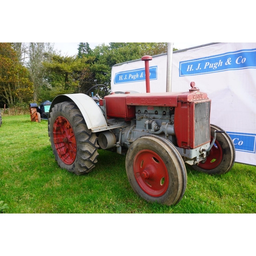 191 - Case Model C tractor. Runs and drives. Older restoration. A Very interestingand rare tractor. A Spec... 