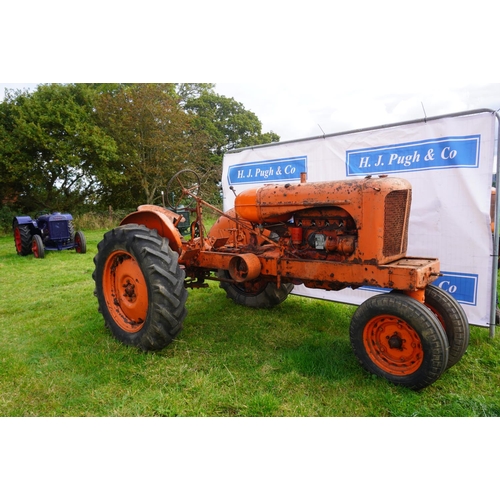 193 - Alice Chambers Model WC rowcrop tractor. Runs and drives. SN. 169757WC. No V5.