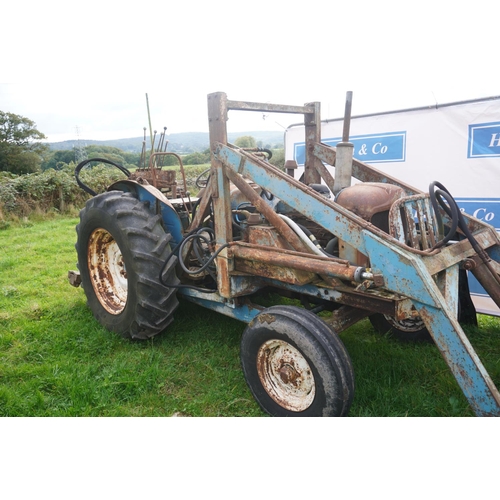 198 - Whitlock digger. 1959. Runs and drives. Reg. UOU 209 V5.