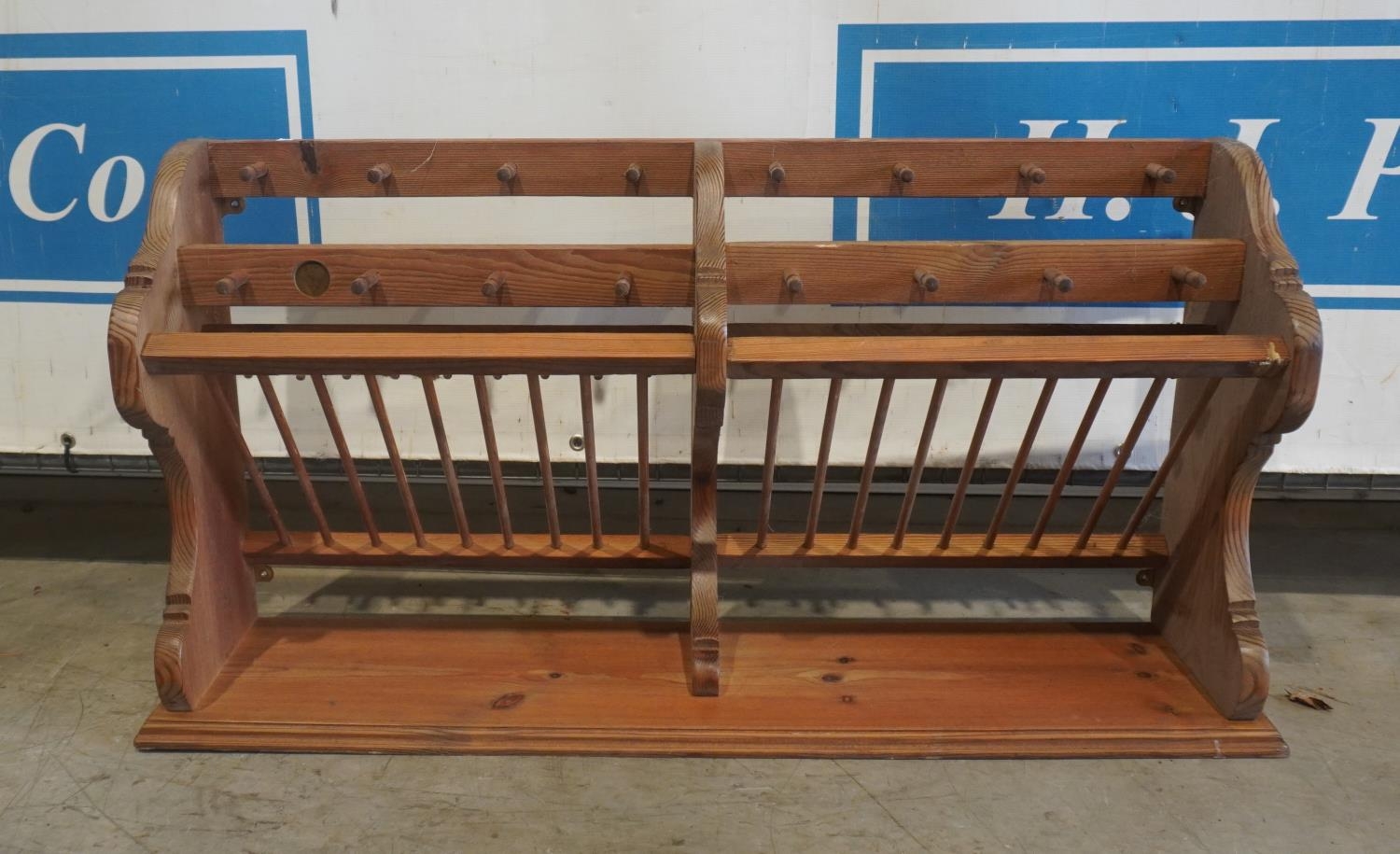 Pine plate rack