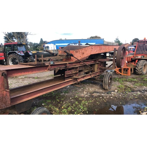 135 - Raffolds stationary baler. Been converted for string. WO