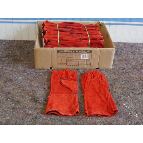 88 - 12 Pairs of leather gauntlets XL