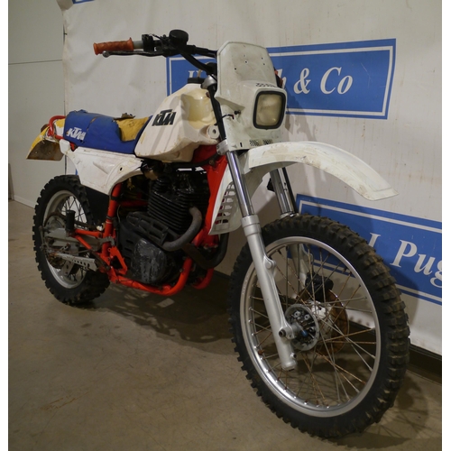 608 - KTM 504 Rotax enduro motorcycle. Italian import, good compression, fires but fuel tank damaged, NOVA... 