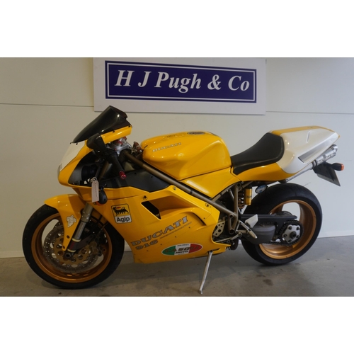 670 - Ducati 916 Motorcycle. 1999. 916cc. Runs. Comes with old MOTs and service book. Frame No. ZDM916S007... 